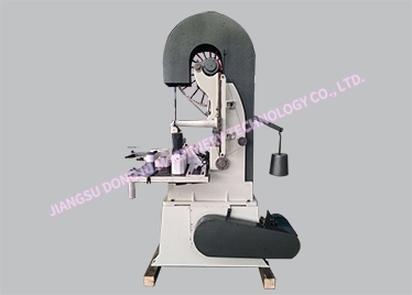 Automatic feeding band saw machine